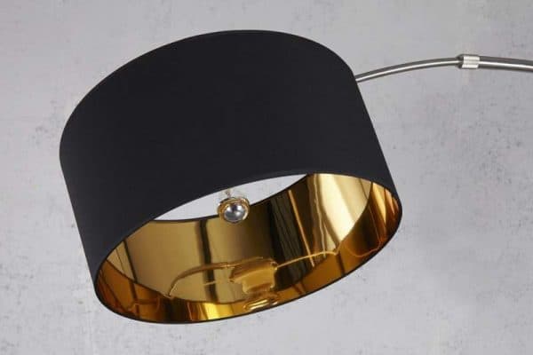 Čierno-zlatá stojanová lampa Python »