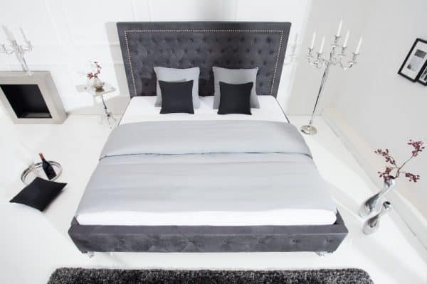 Sivá posteľ Extravagancia 180x200cm