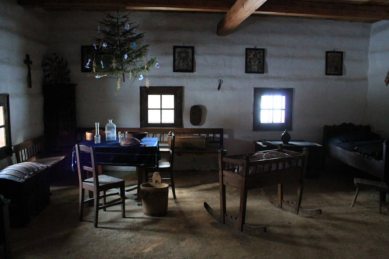 Typické bývanie v dome na slovenskej dedine v minulosti, Múzeum oravskej dediny Zuberec