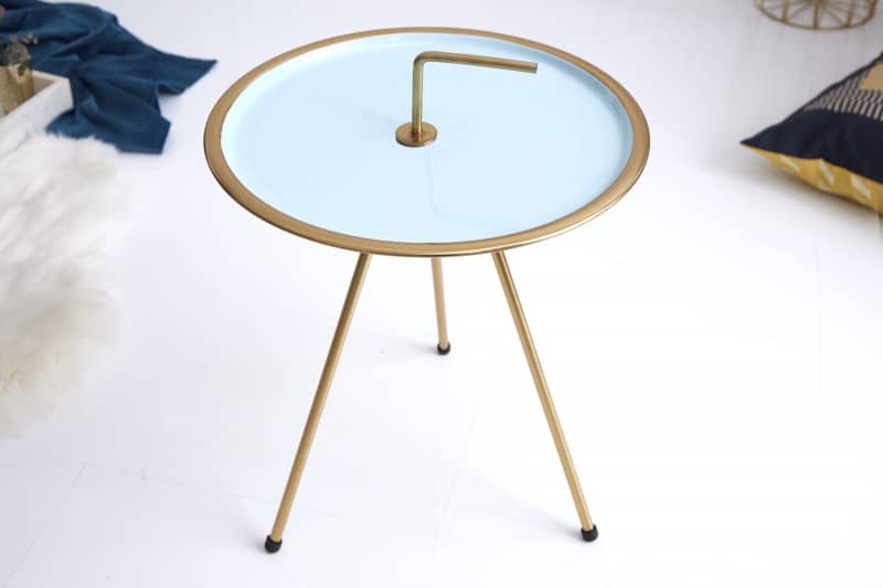 Modro-zlatý konferenčný stolík