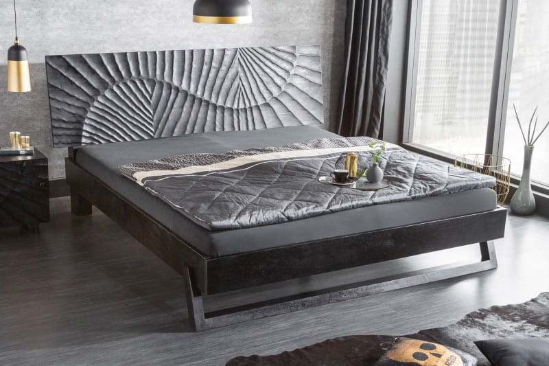 Táto posteľ s jedinečným čelom zaujme už na prvý pohľad. Súhlasíte? Zdroj: iKuchyne.sk